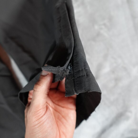 The North Face Convertible Hiking Pants Mens 2XL 28” Altered Length Gray READ! - Picture 3 of 13